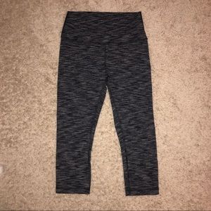 Lululemon Cropped Leggings